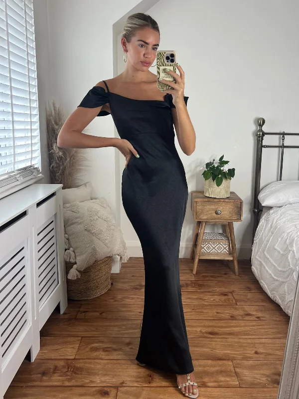 Felicity Cold Shoulder Satin Maxi Dress / Black Stylish Maxi Dress with Pleats