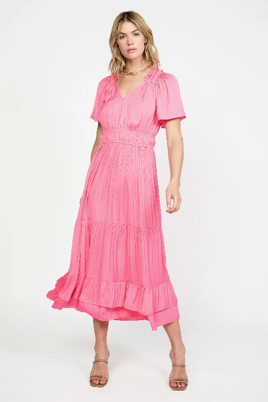 Frida Ruffled Maxi Dress Fashionable Open-Back Maxi Dress