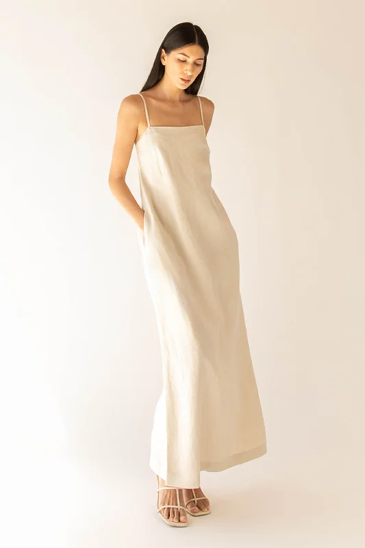 LINEN BLEND MAXI DRESS Elegant Maxi Dress with Lace