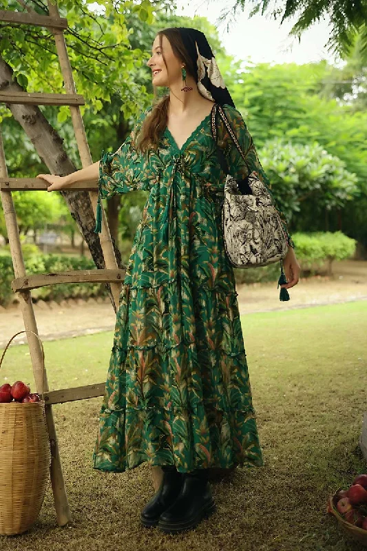 Tropical Ash Leaf Printed Maxi Dress Elegant Sleeveless Maxi Dress