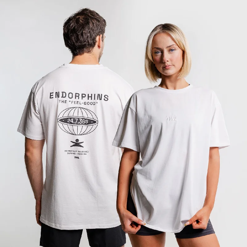 TWL - OVERSIZED T-SHIRT - ENDORPHINS - TRIPLE WHITE Chenille Brocade Lace